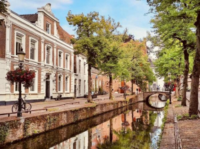 Canal apartment at historic CityCenter Amersfoort